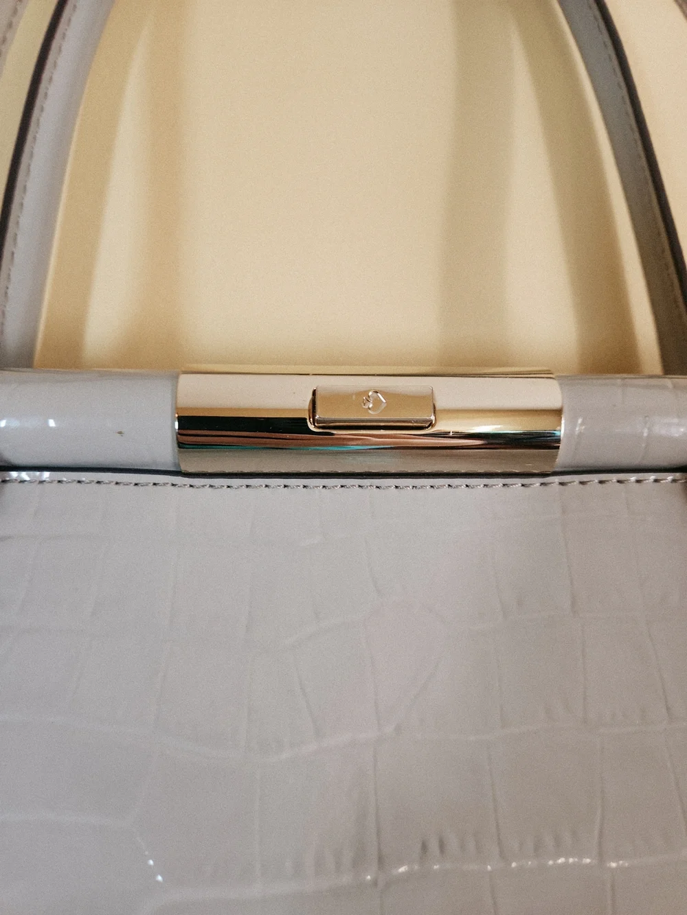 Kate Spade Knightsbridge Constance Tote. Vintage Style. Taupe.